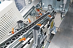 The VSC 315 TWIN KBG is optimally prepared for automated production in manufacturing systems. For this purpose, the machine offers a wide range of automation interfaces. The machine is loaded via the pick-up spindle.