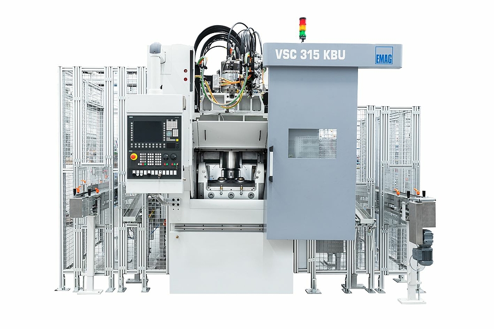The VSC 315 KBU is optimally designed for integration into manufacturing systems. Various automation variants such as conveyor or shuttle automation are available for this purpose.