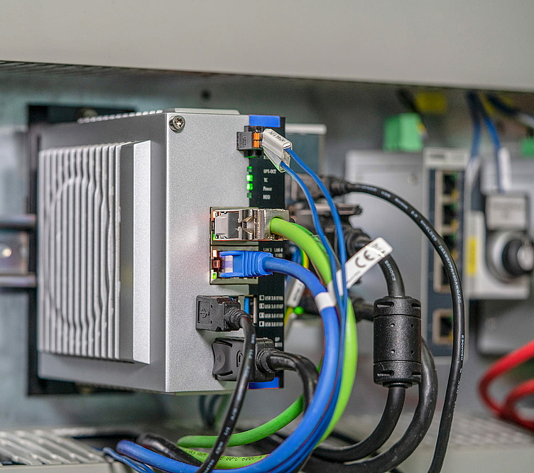 Industrie 4.0 : EDNA IoT-Core dans l’armoire électrique