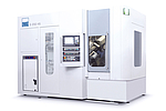 Exterior view of the G 250 HS gear grinding machine from EMAG SU with high-speed grinding head and compact design. 