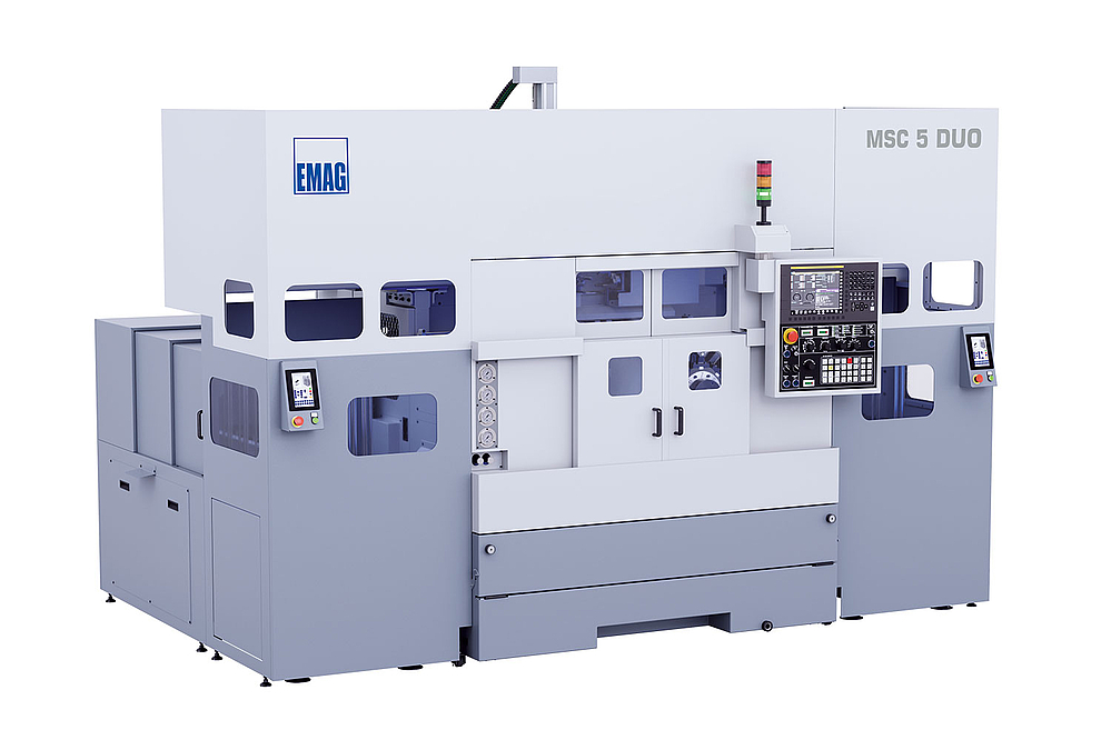 MSC 5 DUO CNC-Drehmaschine Außenansicht der MSC 5 DUO Zweispindel-CNC-Drehmaschine von EMAG mit FANUC-Bedienpanel und integrierten Werkstückmagazinen. Die Frontlader-Drehmaschine ermöglicht eine platzsparende Integration in bestehende Fertigungslinien bei maximalem Zugang für Bediener und Wartung.