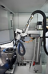 Housing parts, such as ring gears, are cleaned on the newly developed EMAG laser cleaning machine.